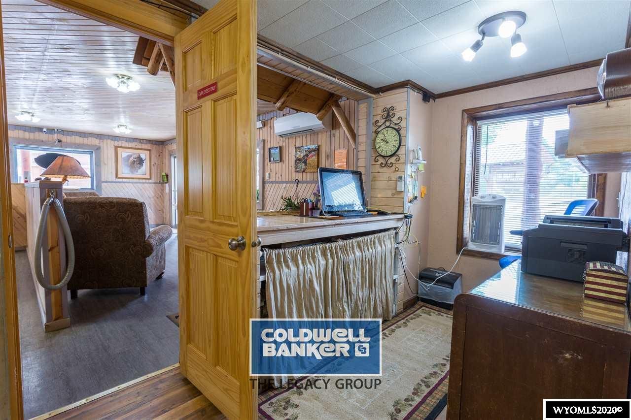 202 Main St, Hulett, WY 82720